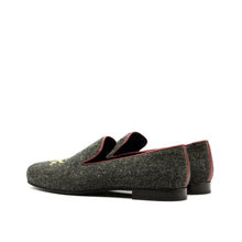 Load image into Gallery viewer, Drake Slippers