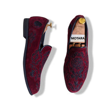 Load image into Gallery viewer, Esho Full Embroidered Velvet Loafers