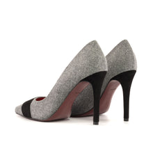 Load image into Gallery viewer, GRETA FLANNEL PUMPS | Grey
