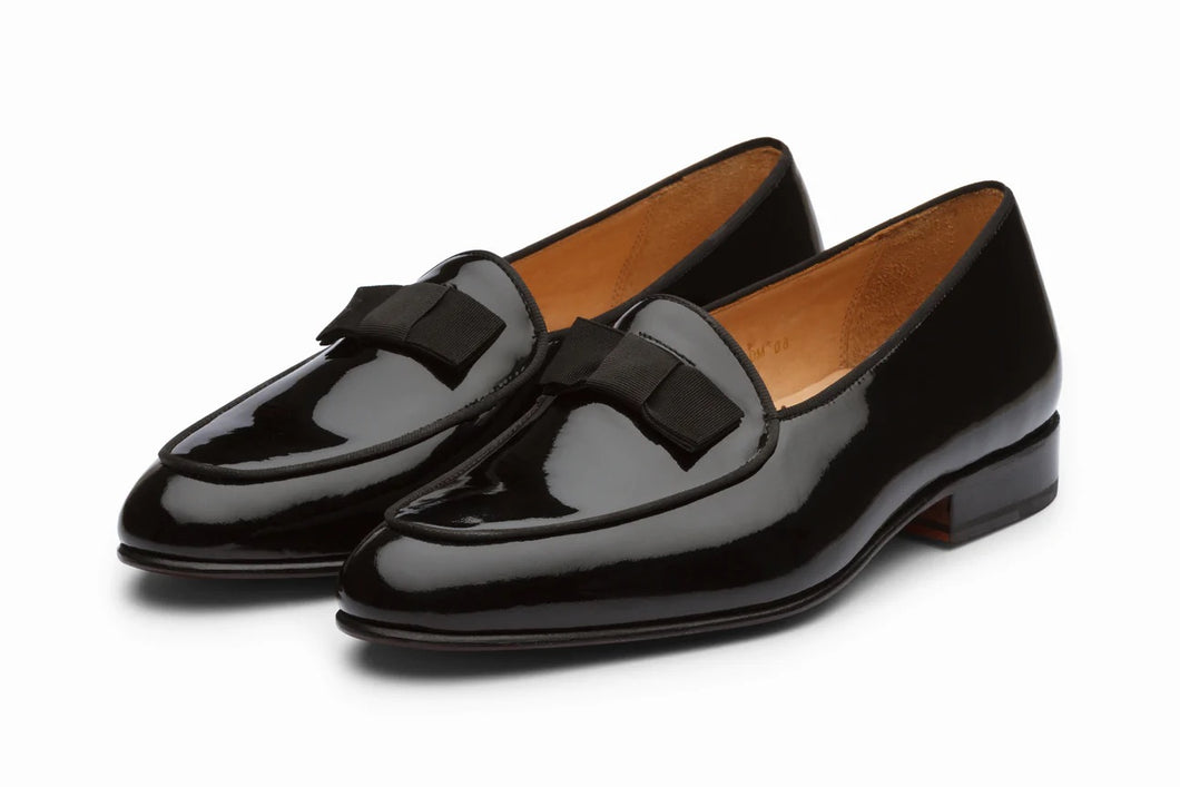 FORTE DRESS SHOES WITH BOW DETAIL